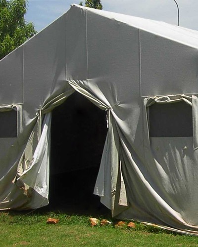 Изготавливаем солдатские палатки в Новомосковске вместимостью <strong>до 70 человек</strong>